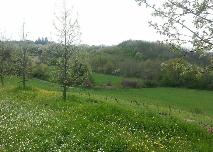 Ferienhaus Casa Intera Tra Le Colline E Le Vigne Del Dolcetto